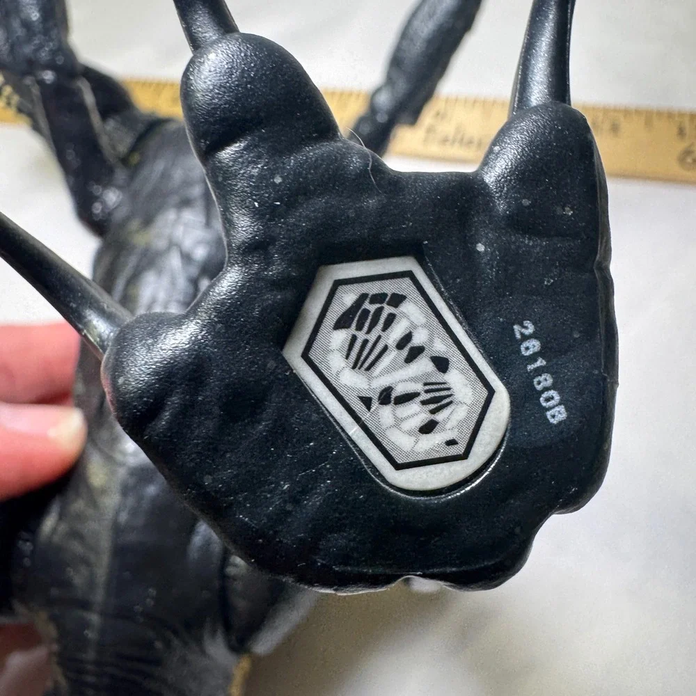Jurassic World‎ Dino Trackers Indoraptor Track 'N Attack Dinosaur Lights n Sound